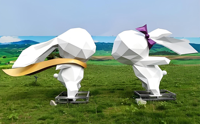 不銹鋼幾何動物雕塑--以幾何為筆，重繪動物的第二生命